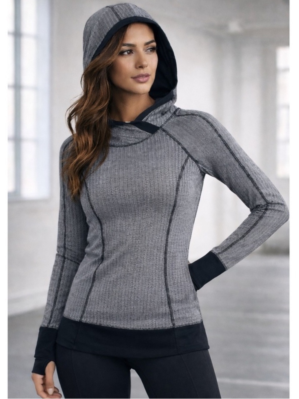 Lululemon Women’s Think Fast Herringbone Silver Spoon Hoodie Size 8 Popover